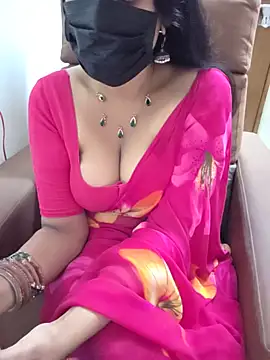 Snapshot of Roja-Telugu777 chatting on 07/08/26, 01:21 Roja-Telugu777 online show from 07/08/26, 01:21