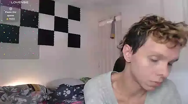 bryamado69 online show from 02/18/25, 04:37