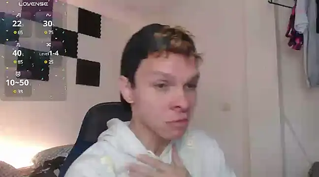 bryamado69 online show from 02/22/25, 04:40