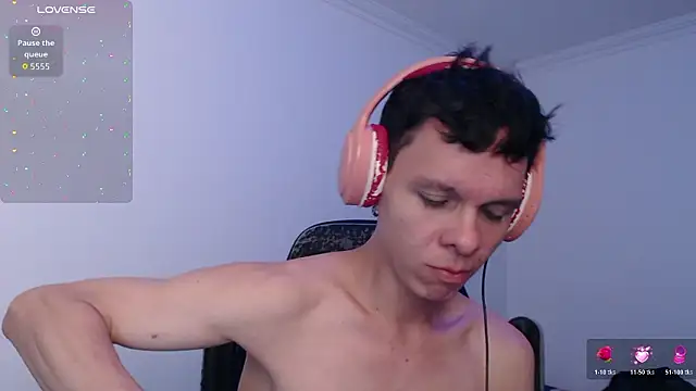 bryamado69 online show from 02/17/26, 01:46