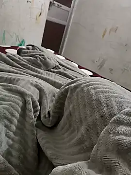 Gururonny07 online show from 12/07/24, 09:06