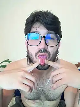 Snapshot of Ackerman_Eren_ chatting on 01/19/25, 07:37 Ackerman Eren online show from 01/19/25, 07:37