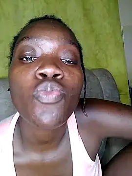 Snapshot of Nastychoco_ chatting on 03/18/25, 04:59 Nastychoco online show from 03/18/25, 04:59