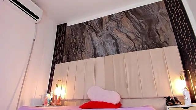 sarita rouzze online show from 03/11/26, 08:31