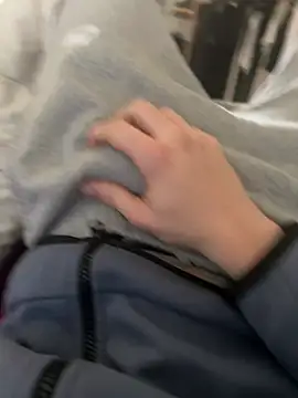 pignoufe online show from 04/08/26, 12:16