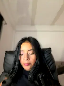 Laura fernandezII online show from 09/21/25, 03:19