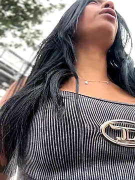 Laura fernandezII online show from 09/24/25, 06:00