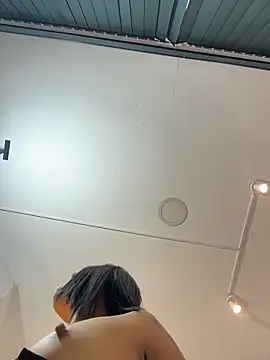 Laura fernandezII online show from 02/21/26, 01:12