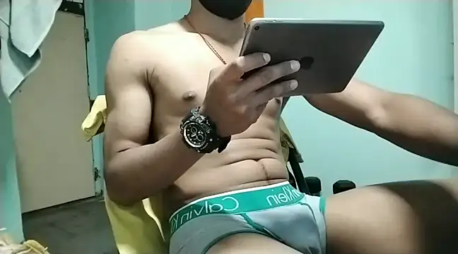 Snapshot of vicky0805 chatting on 01/15/25, 09:13 vicky0805 online show from 01/15/25, 09:13