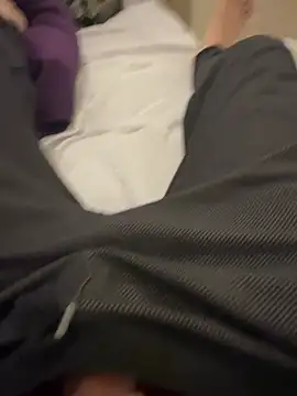 Snapshot of dickistanbul chatting on 03/10/26, 10:37 dickistanbul online show from 03/10/26, 10:37