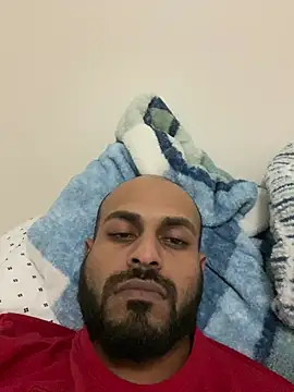 Snapshot of islandvybee55 chatting on 01/24/25, 01:13 islandvybee55 online show from 01/24/25, 01:13