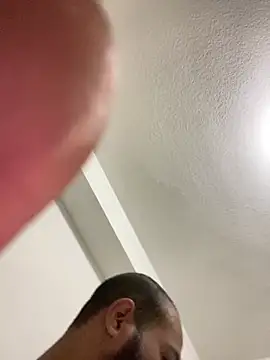 Snapshot of islandvybee55 chatting on 02/09/25, 04:36 islandvybee55 online show from 02/09/25, 04:36