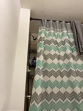 Snapshot of islandvybee55 chatting on 03/02/25, 05:14 islandvybee55 online show from 03/02/25, 05:14