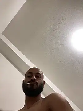 Snapshot of islandvybee55 chatting on 03/09/25, 04:05 islandvybee55 online show from 03/09/25, 04:05