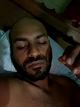 Snapshot of islandvybee55 chatting on 09/12/25, 05:07 islandvybee55 online show from 09/12/25, 05:07