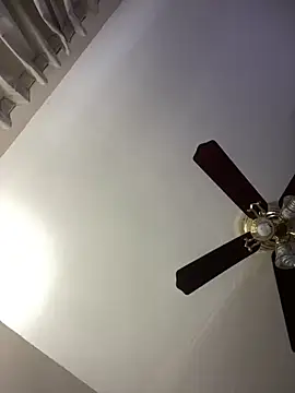 islandvybee55 online show from 04/08/26, 02:06