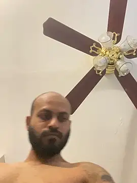 islandvybee55 online show from 04/18/26, 07:07