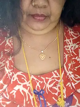 tamilthanushri online show from 11/14/25, 06:06