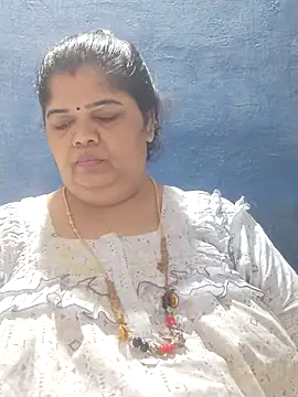 Snapshot of tamilthanushri chatting on 05/08/26, 07:46 tamilthanushri online show from 05/08/26, 07:46