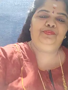 Snapshot of tamilthanushri chatting on 05/28/26, 11:18 tamilthanushri online show from 05/28/26, 11:18
