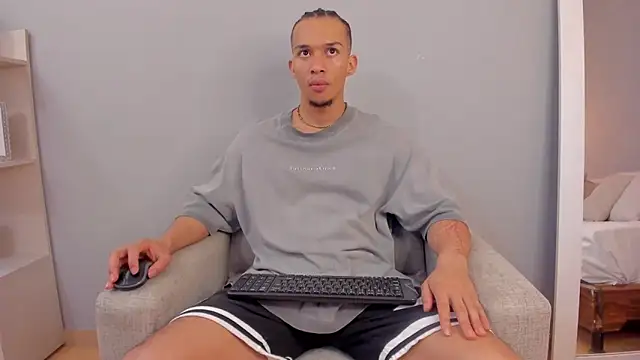 Dominick star online show from 11/08/25, 03:50