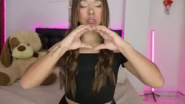 Sofieevans  online show from 04/13/26, 08:25