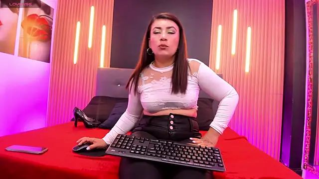 VickyJohnson1 online show from 07/11/26, 08:55