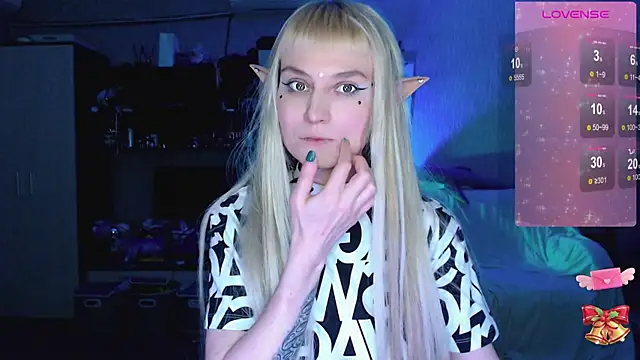 mischellemeow13 online show from 01/08/26, 12:35