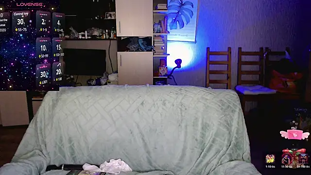 mischellemeow13 online show from 04/17/26, 02:58