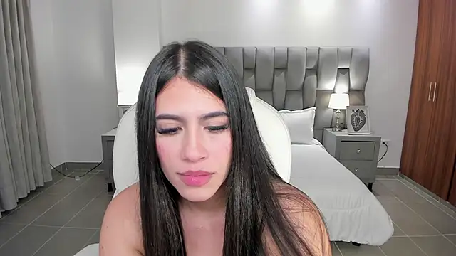 Snapshot of sarita_evanss chatting on 12/03/24, 09:44 sarita evanss online show from 12/03/24, 09:44