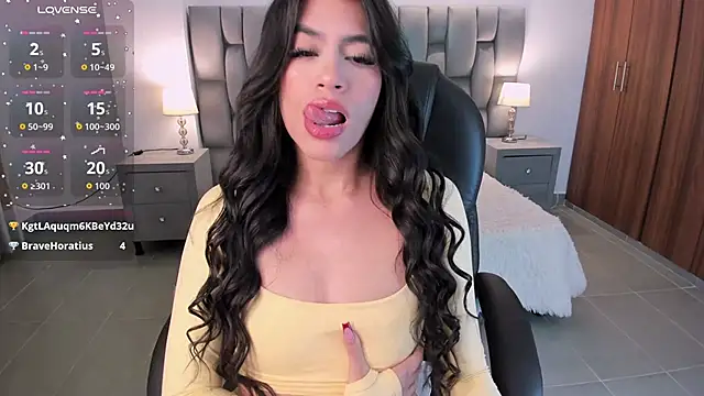 sarita evanss online show from 11/21/25, 06:56