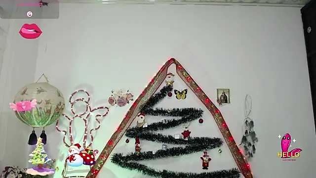 Snapshot of FernandaEloisa chatting on 12/29/24, 03:46 FernandaEloisa online show from 12/29/24, 03:46