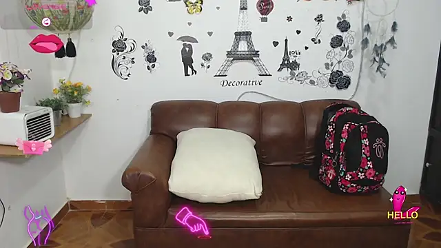 Snapshot of FernandaEloisa chatting on 01/14/25, 12:56 FernandaEloisa online show from 01/14/25, 12:56