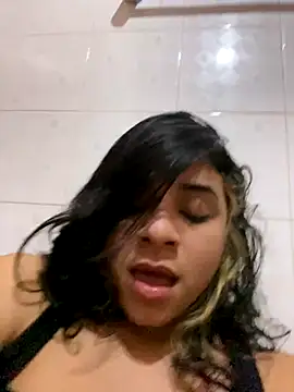 Snapshot of mysteriousgirl20 chatting on 09/11/25, 05:51 mysteriousgirl20 online show from 09/11/25, 05:51