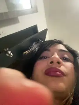 mysteriousgirl20 online show from 05/06/26, 04:23