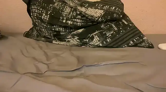 Snapshot of 6_inch_dickkk chatting on 02/28/25, 07:25 6 inch dickkk online show from 02/28/25, 07:25