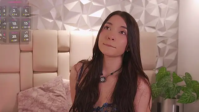 lexiee grey  online show from 04/13/26, 08:47