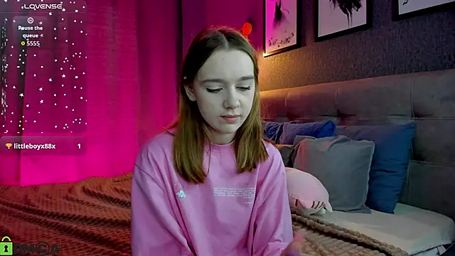 Lesi Moonie01 online show from 02/21/26, 09:32