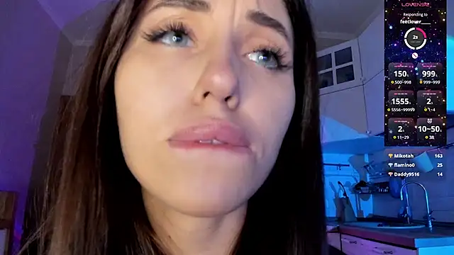 Snapshot of L1TWW chatting on 02/04/25, 09:31 L1TWW online show from 02/04/25, 09:31