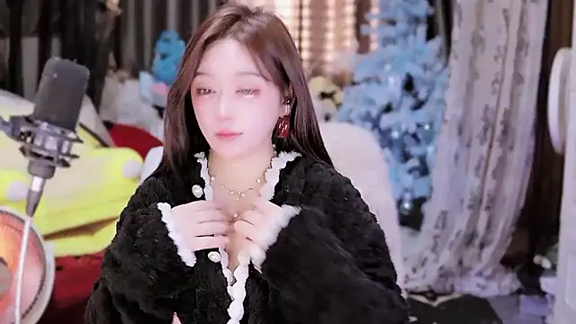 Snapshot of Missy_Nana21 chatting on 02/01/25, 04:33 Missy Nana21 online show from 02/01/25, 04:33