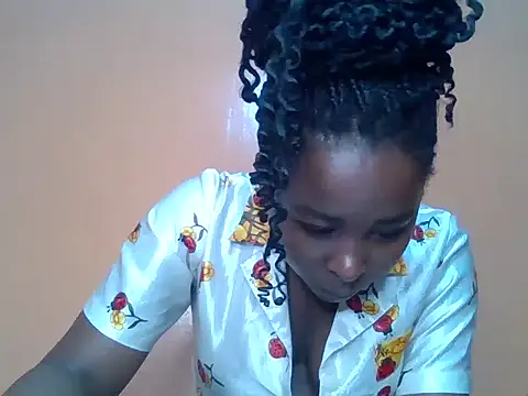 Moonfades online show from 11/02/25, 08:06