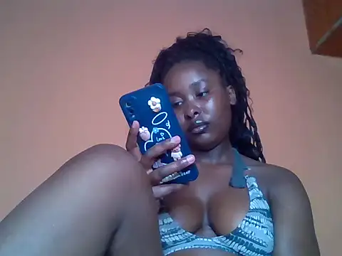 Moonfades online show from 12/17/25, 11:49