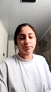 Alaya cute online show from 01/07/26, 06:10