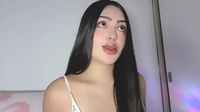 Sweet-Sophiee online show from 04/23/26, 03:30