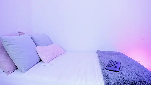 Alexis Rosse online show from 05/21/26, 12:34