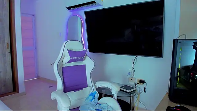 kittyandrick online show from 11/13/25, 11:58