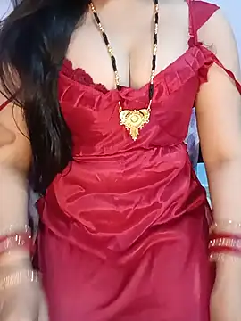Sweetyi online show from 05/15/26, 03:24