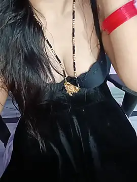 Sweetyi online show from 06/19/26, 04:17