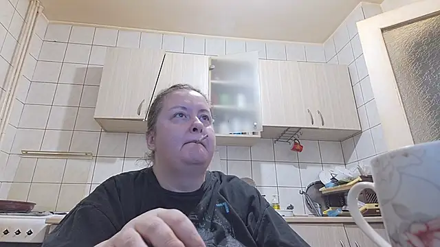 Snapshot of melissaBlessing chatting on 02/19/25, 05:49 melissaBlessing online show from 02/19/25, 05:49