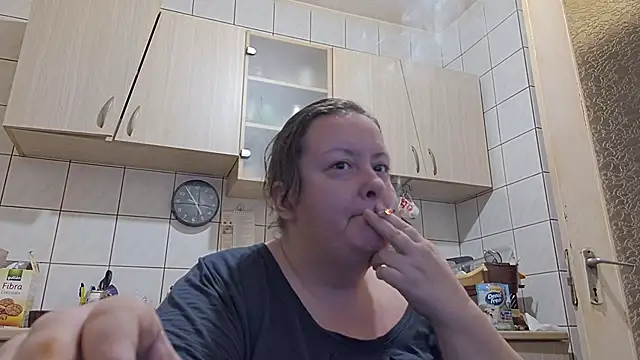 Snapshot of melissaBlessing chatting on 09/24/25, 01:53 melissaBlessing online show from 09/24/25, 01:53